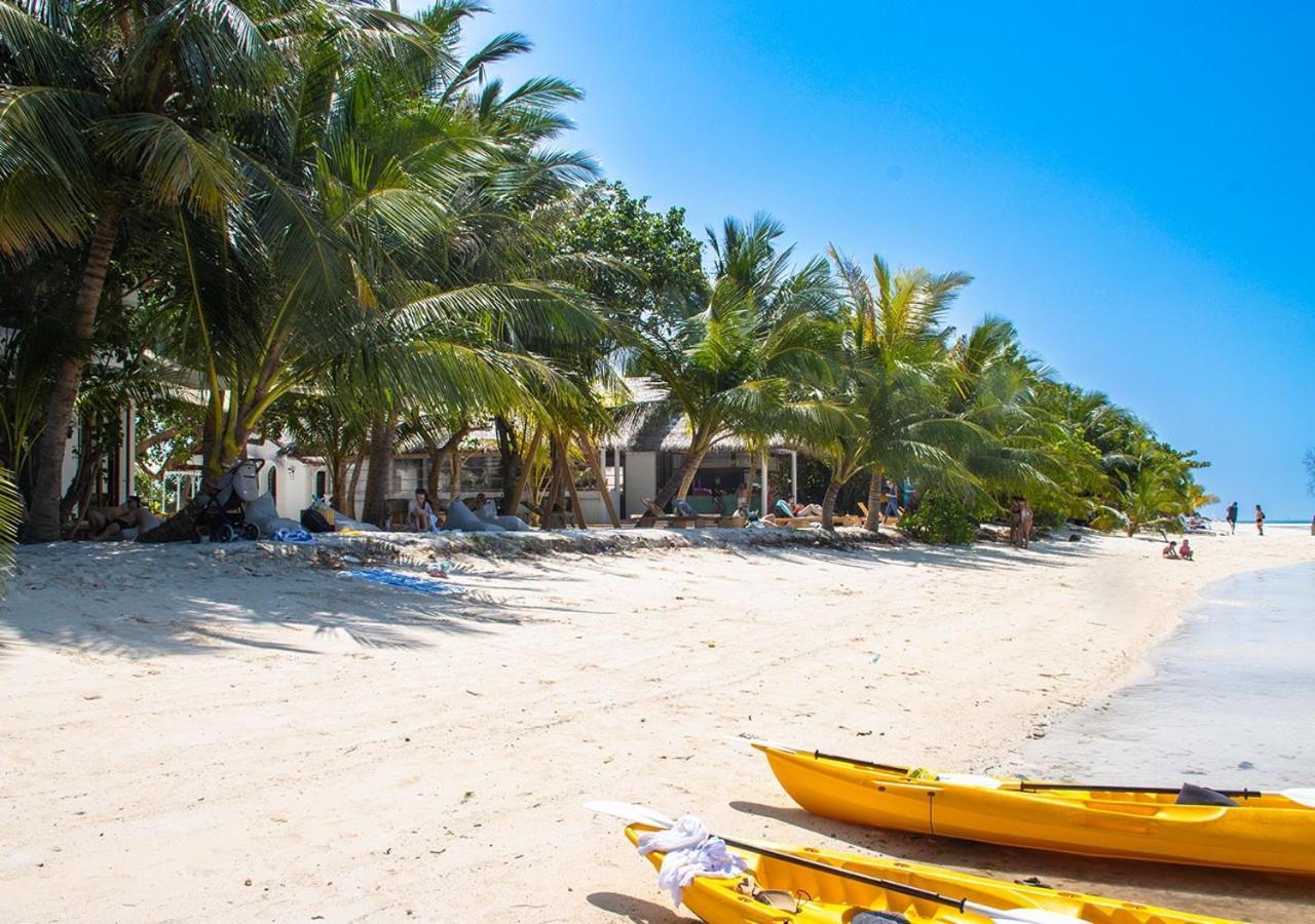 Stone Beach Club Dhiffushi Exterior foto