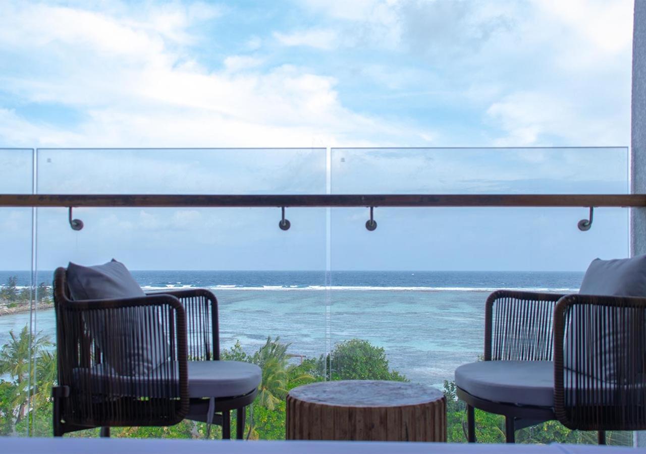 Stone Beach Club Dhiffushi Exterior foto